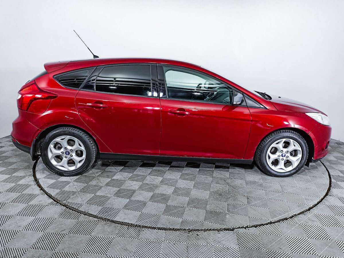 Купить Ford Focus с пробегом. Фото: #3