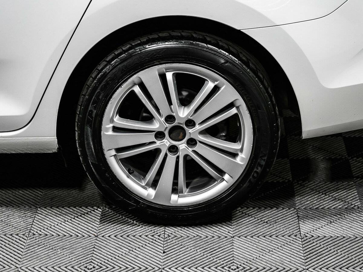 Купить Skoda Rapid с пробегом. Фото: #13