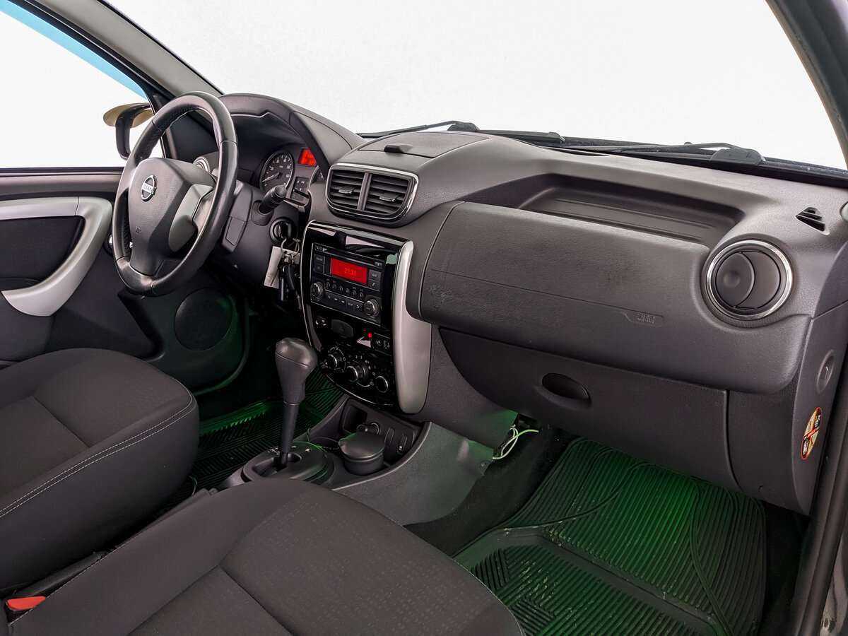 Купить Nissan Terrano с пробегом. Фото: #7