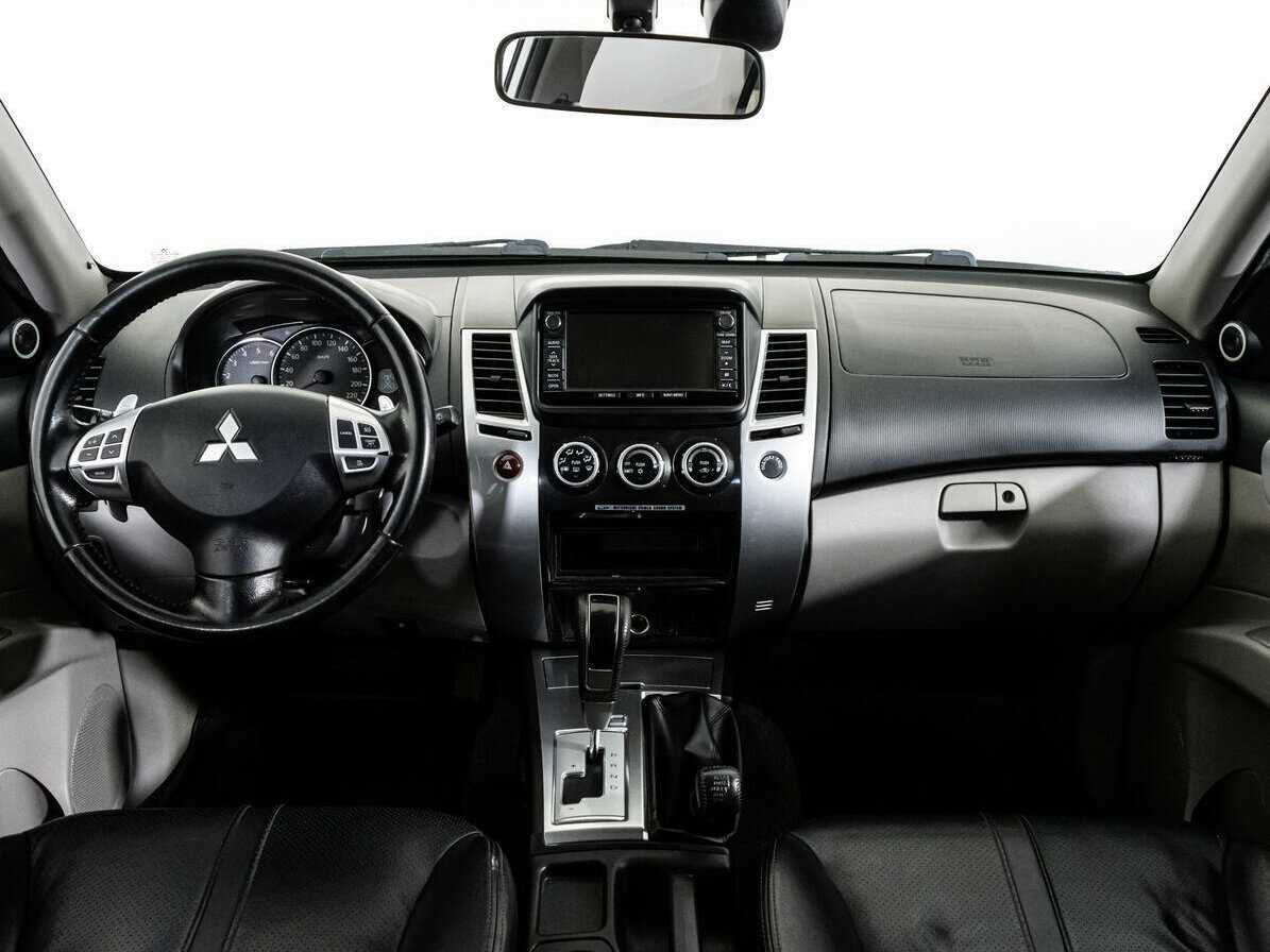 Купить Mitsubishi Pajero Sport с пробегом. Фото: #9