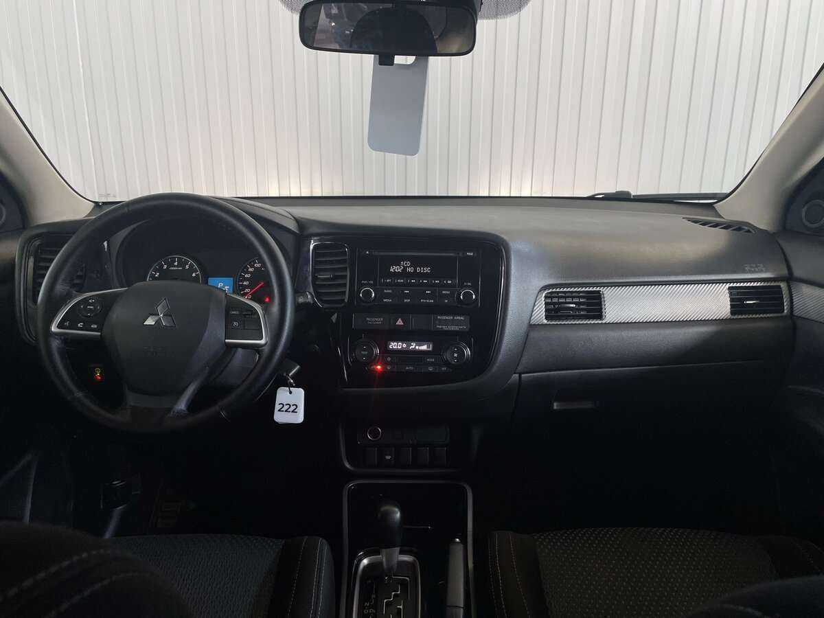Купить Mitsubishi Outlander с пробегом. Фото: #8