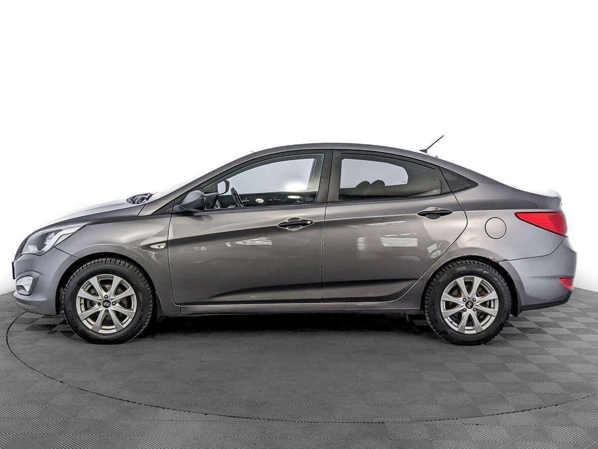 Купить Hyundai Solaris с пробегом. Фото: #7