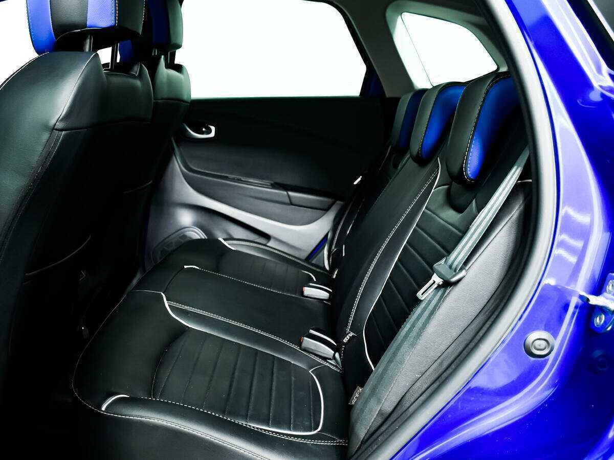 Купить Renault Kaptur с пробегом. Фото: #11