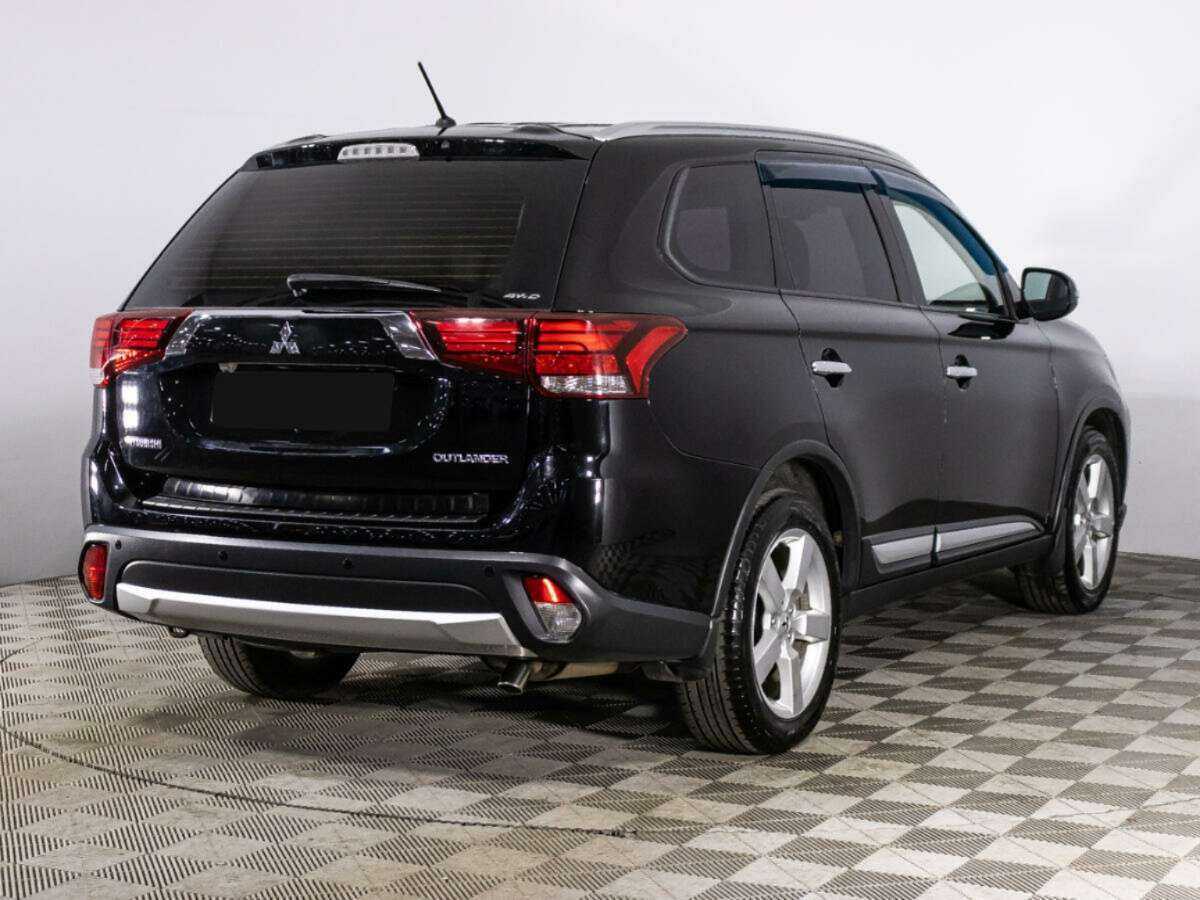 Купить Mitsubishi Outlander с пробегом. Фото: #4