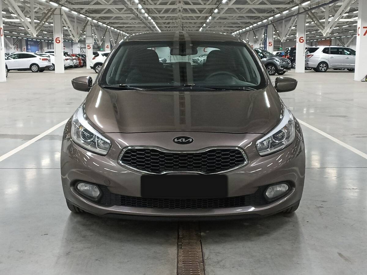 Купить Kia Ceed с пробегом. Фото: #1