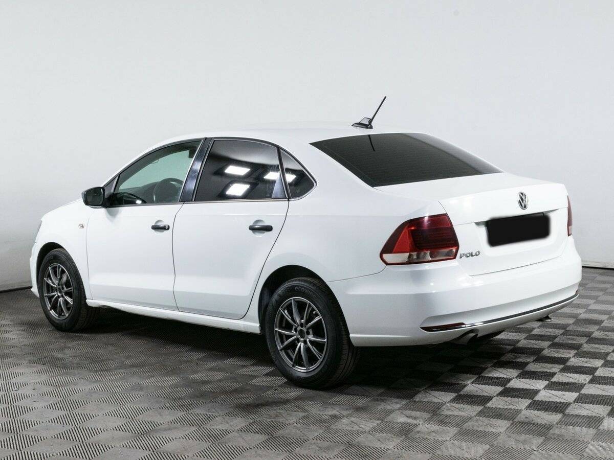 Купить Volkswagen Polo с пробегом. Фото: #5