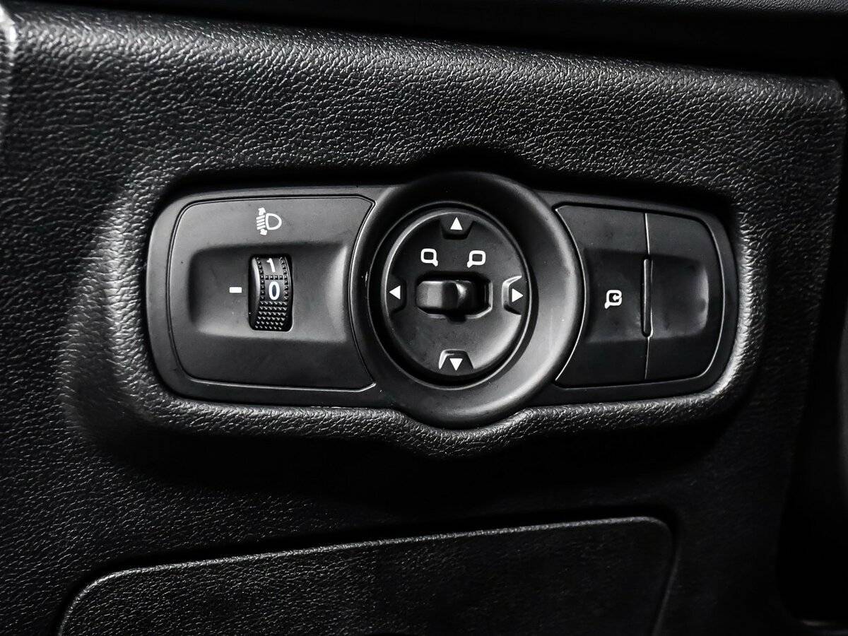 Купить OMODA S5 с пробегом. Фото: #13