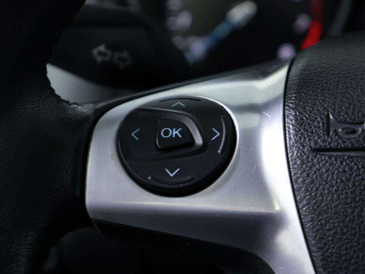 Купить Ford Focus с пробегом. Фото: #16