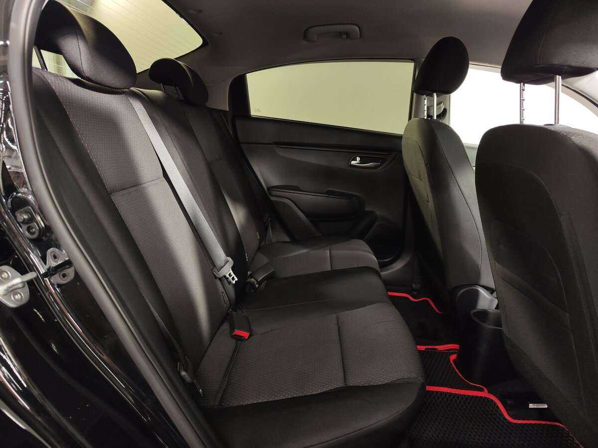 Купить Kia Rio с пробегом. Фото: #10
