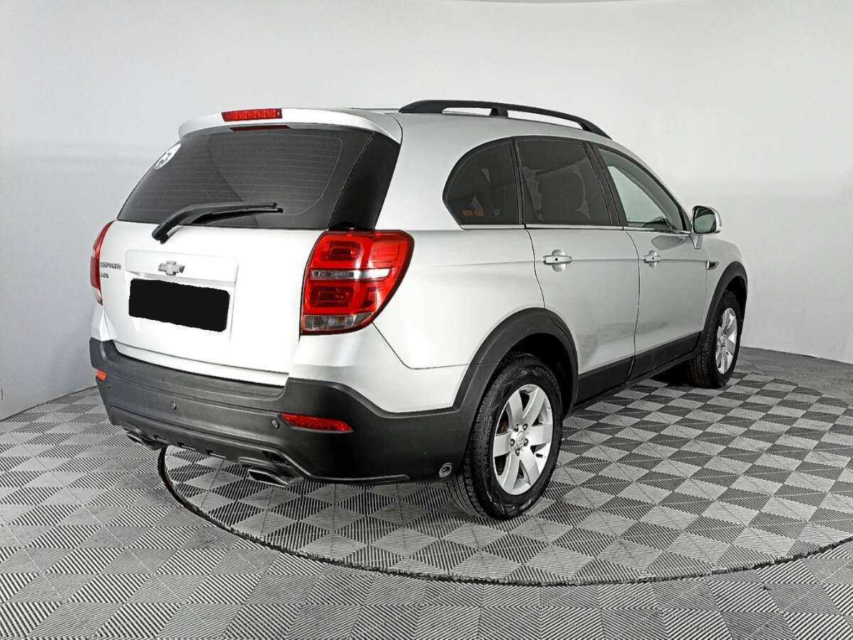 Купить Chevrolet Captiva с пробегом. Фото: #4