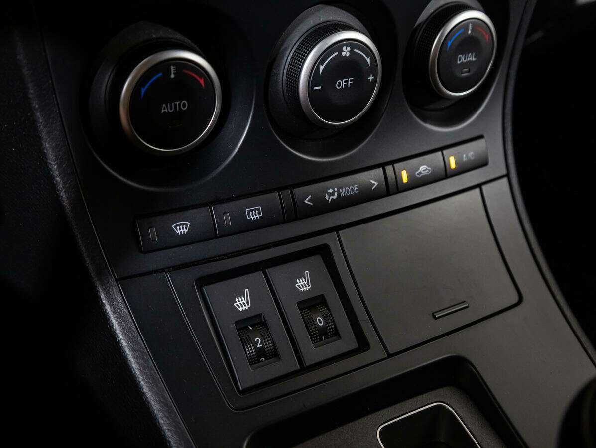 Купить Mazda 3 с пробегом. Фото: #15