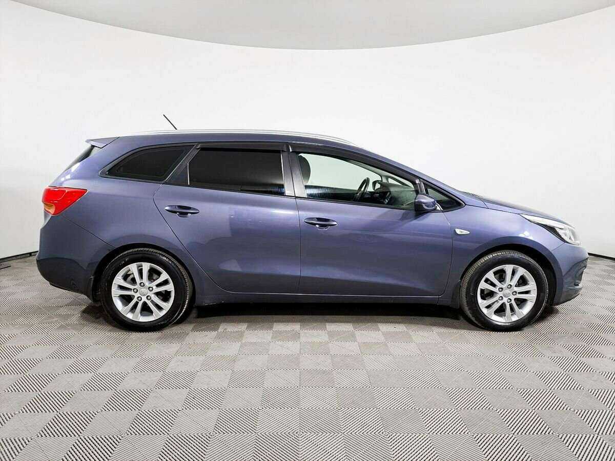 Купить Kia Ceed с пробегом. Фото: #3