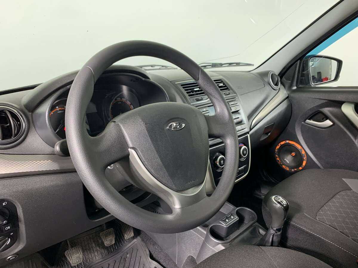 Купить Lada (ВАЗ) Granta с пробегом. Фото: #8