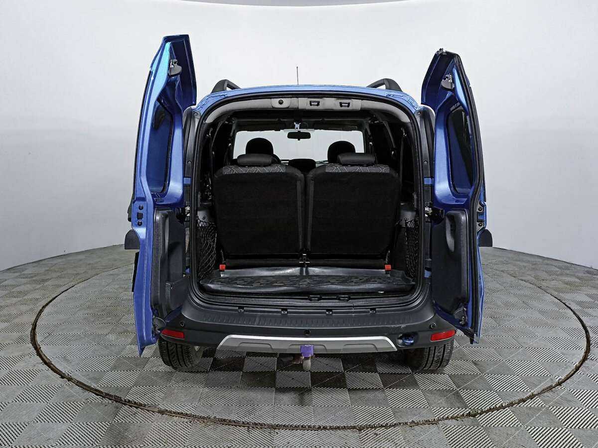 Купить Lada (ВАЗ) Largus с пробегом. Фото: #9