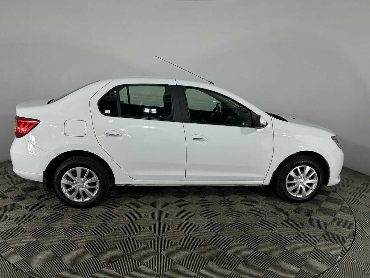 Купить Renault Logan с пробегом. Фото: #3