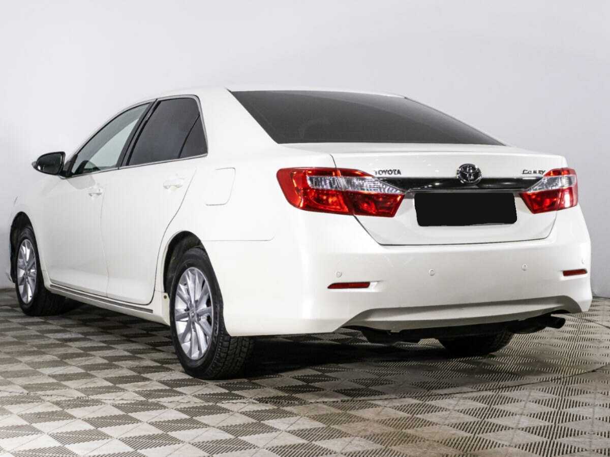 Купить Toyota Camry с пробегом. Фото: #6