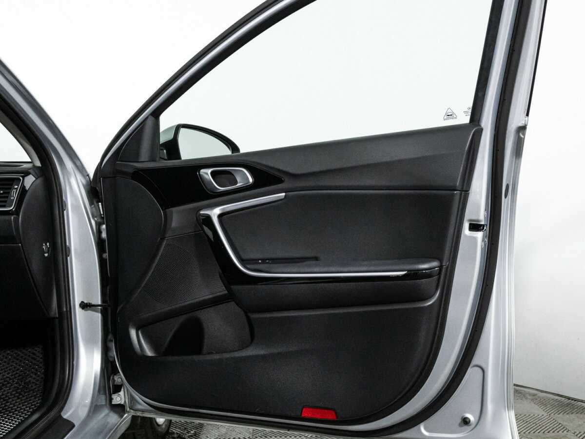 Купить Kia Ceed с пробегом. Фото: #26
