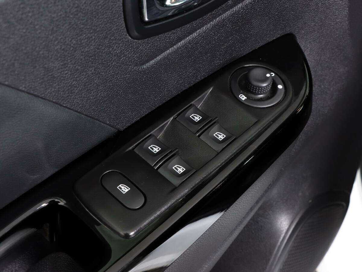 Купить Renault Kaptur с пробегом. Фото: #13