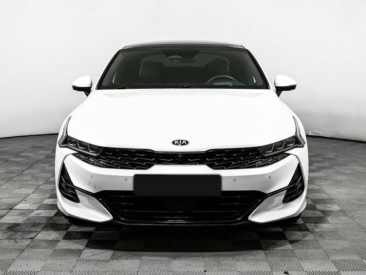 Купить Kia K5 с пробегом. Фото: #1