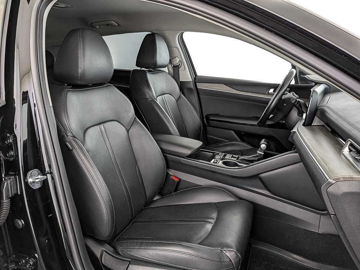 Купить Kia K5 с пробегом. Фото: #22