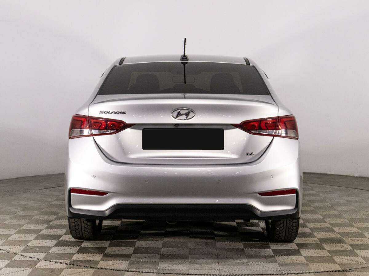 Купить Hyundai Solaris с пробегом. Фото: #5