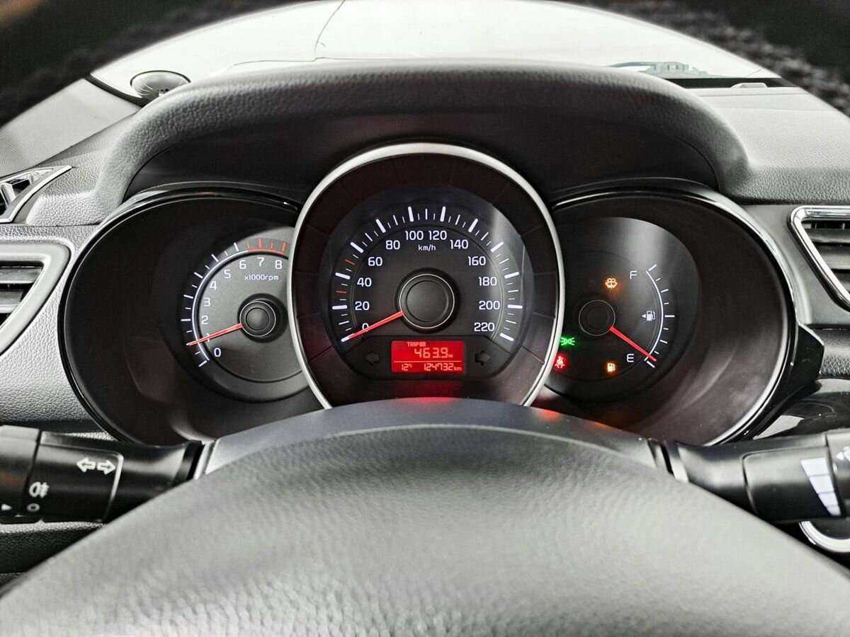 Купить Kia Rio с пробегом. Фото: #10