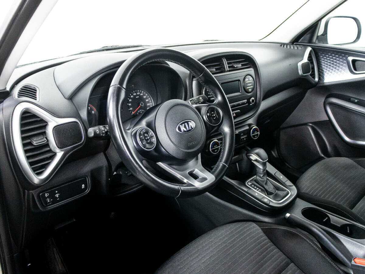 Купить Kia Soul с пробегом. Фото: #10