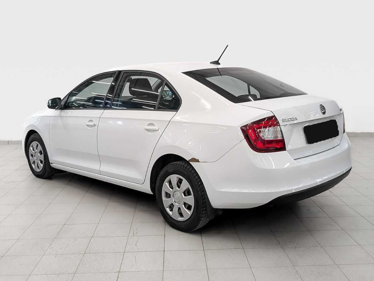Купить Skoda Rapid с пробегом. Фото: #6