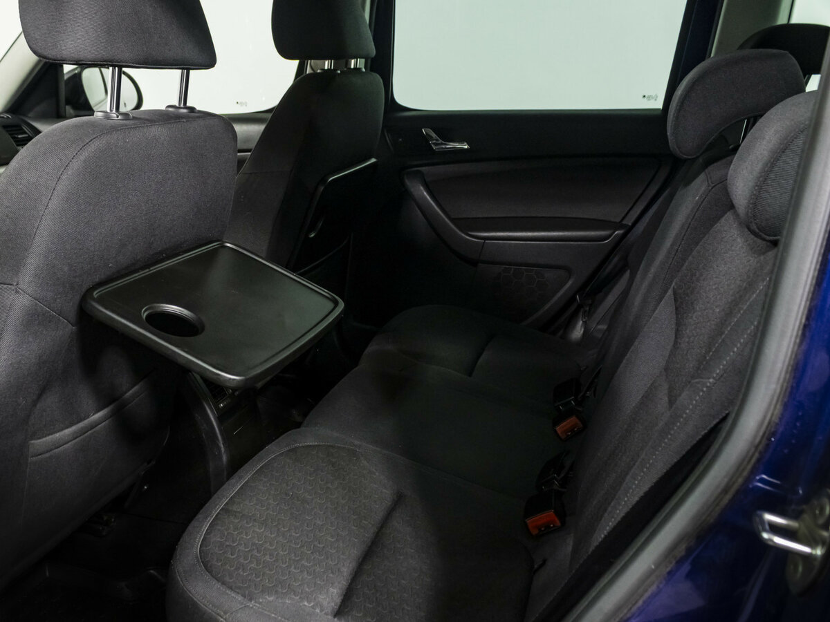 Купить Skoda Yeti с пробегом. Фото: #7