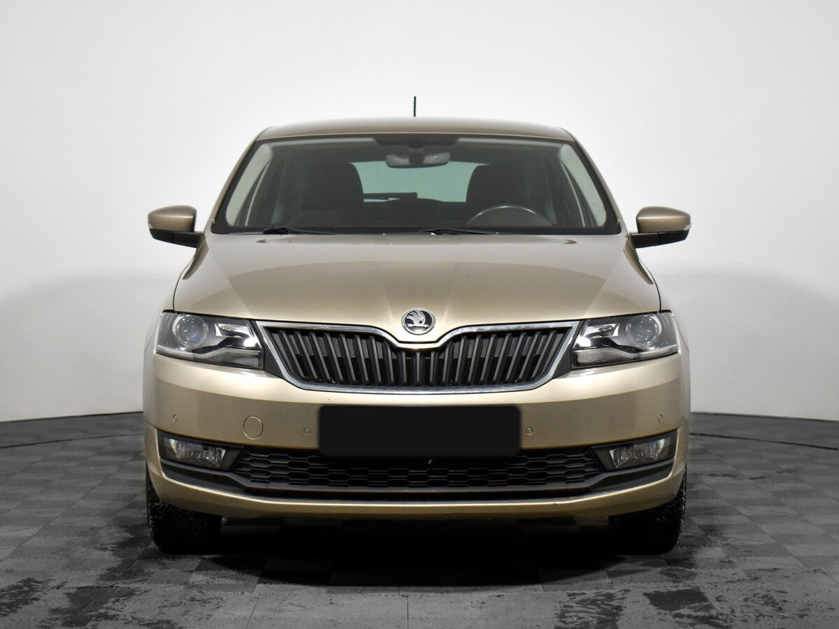 Купить Skoda Rapid с пробегом. Фото: #1