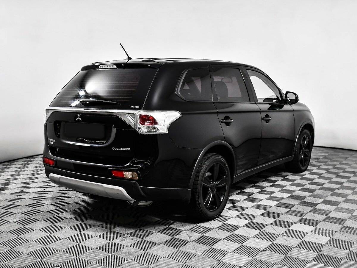 Купить Mitsubishi Outlander с пробегом. Фото: #3