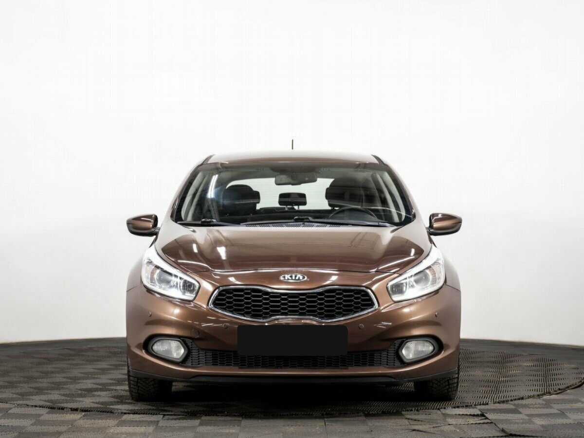 Купить Kia Ceed с пробегом. Фото: #1