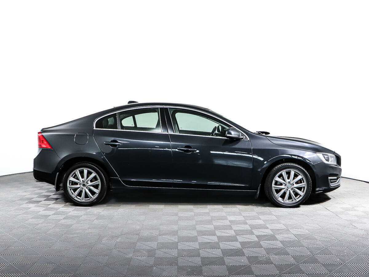 Купить Volvo S60 с пробегом. Фото: #2