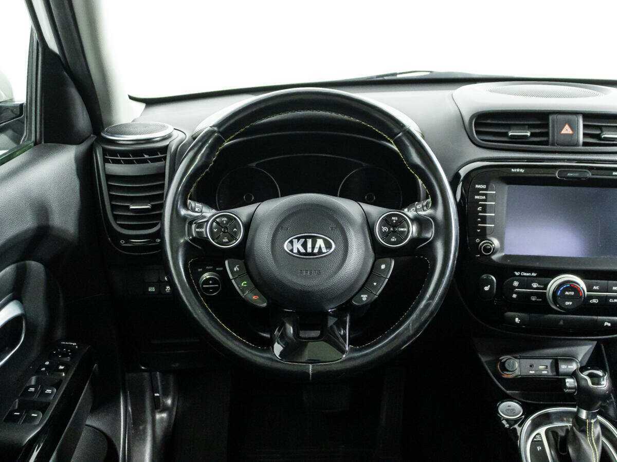 Купить Kia Soul с пробегом. Фото: #21