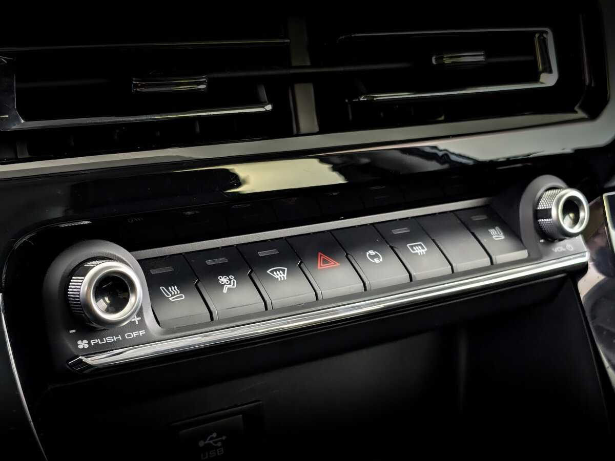 Купить Haval M6 с пробегом. Фото: #24