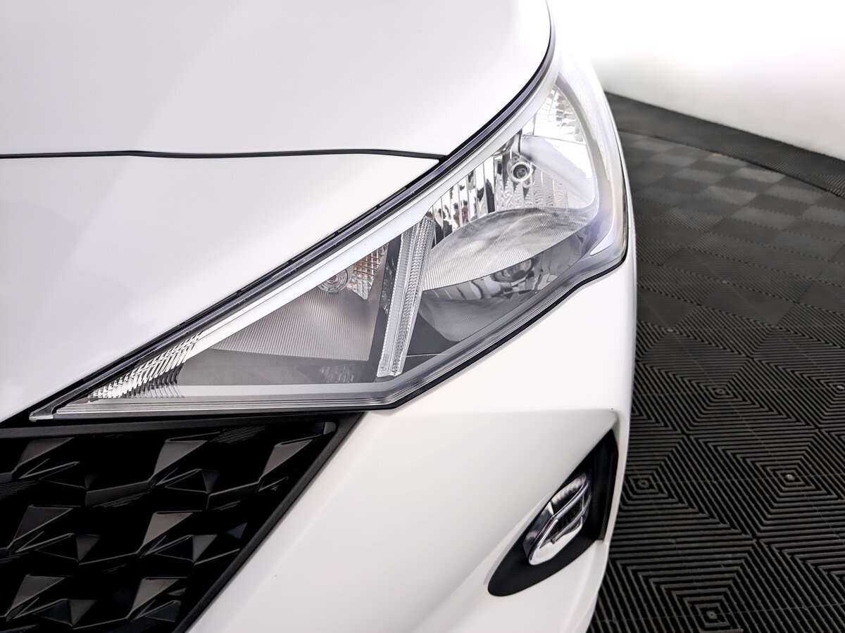 Купить Hyundai Solaris с пробегом. Фото: #16