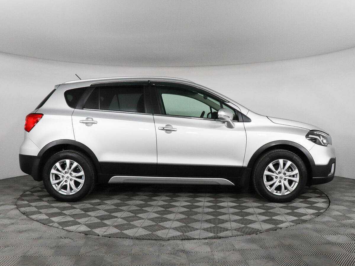 Купить Suzuki SX4 с пробегом. Фото: #1
