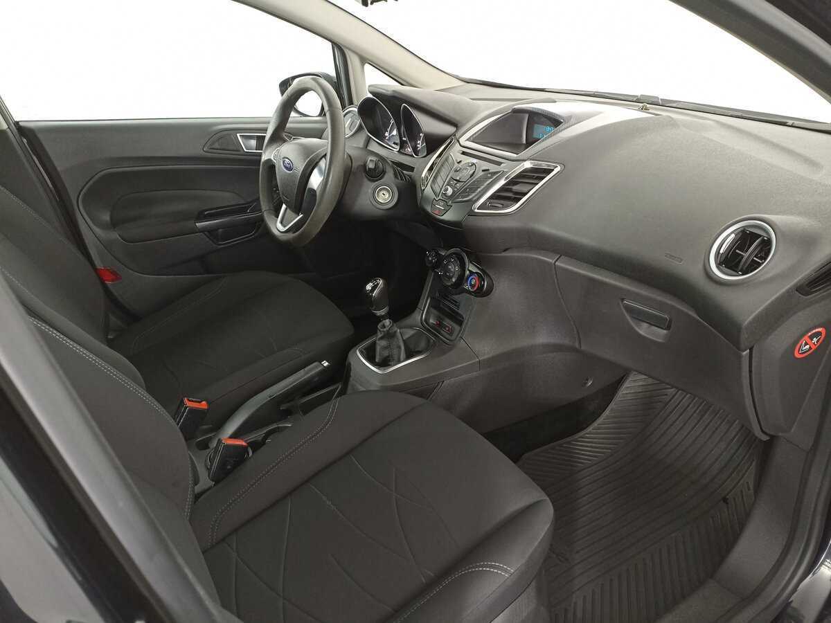 Купить Ford Fiesta с пробегом. Фото: #10