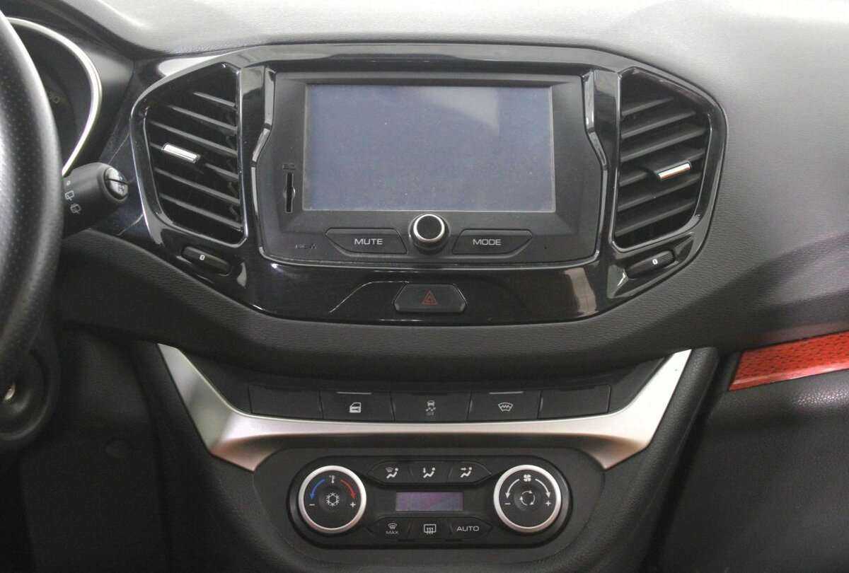 Купить Lada (ВАЗ) Vesta с пробегом. Фото: #9