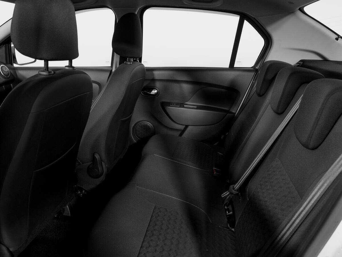 Купить Renault Logan с пробегом. Фото: #9