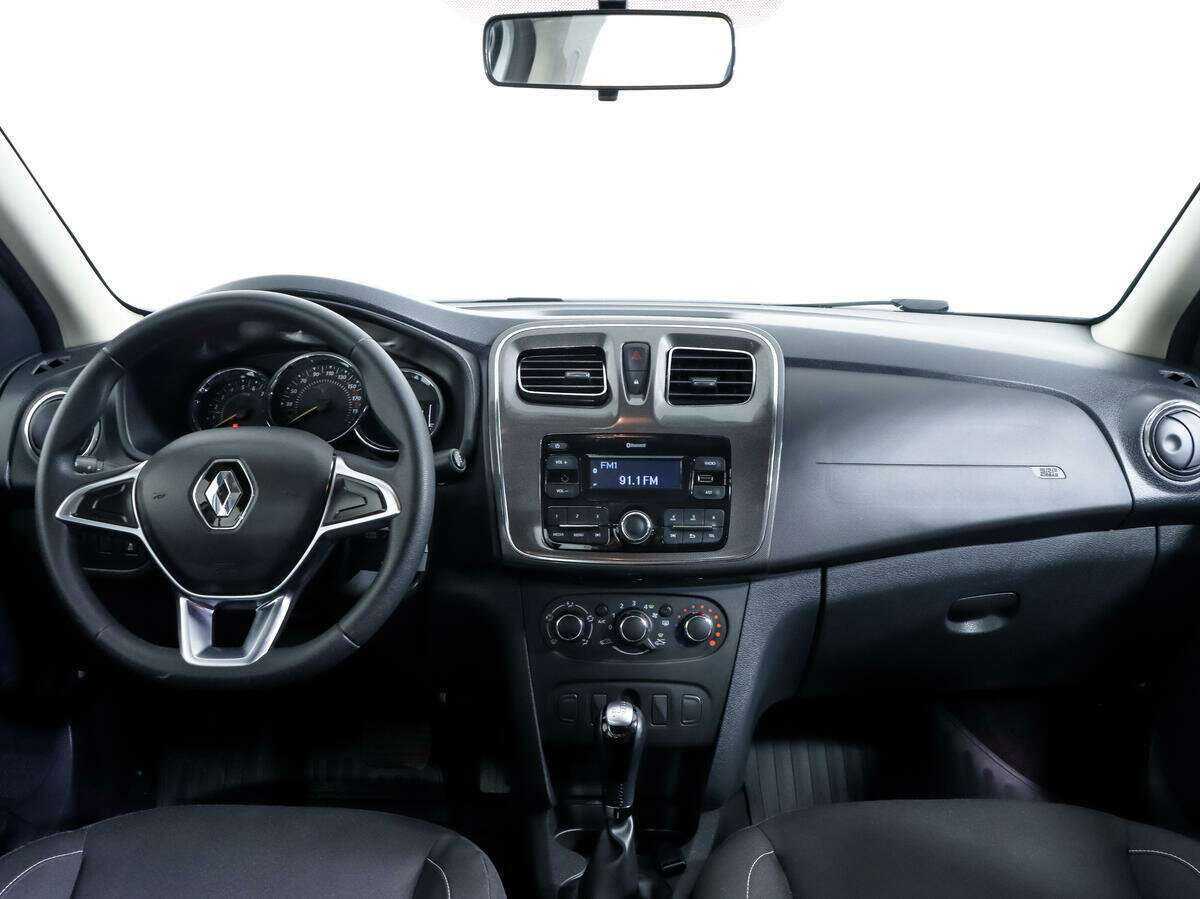 Купить Renault Logan с пробегом. Фото: #9