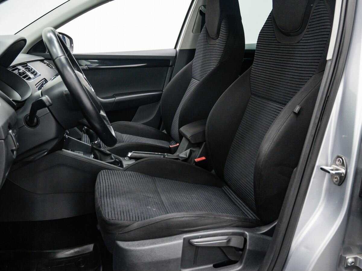 Купить Skoda Octavia с пробегом. Фото: #10