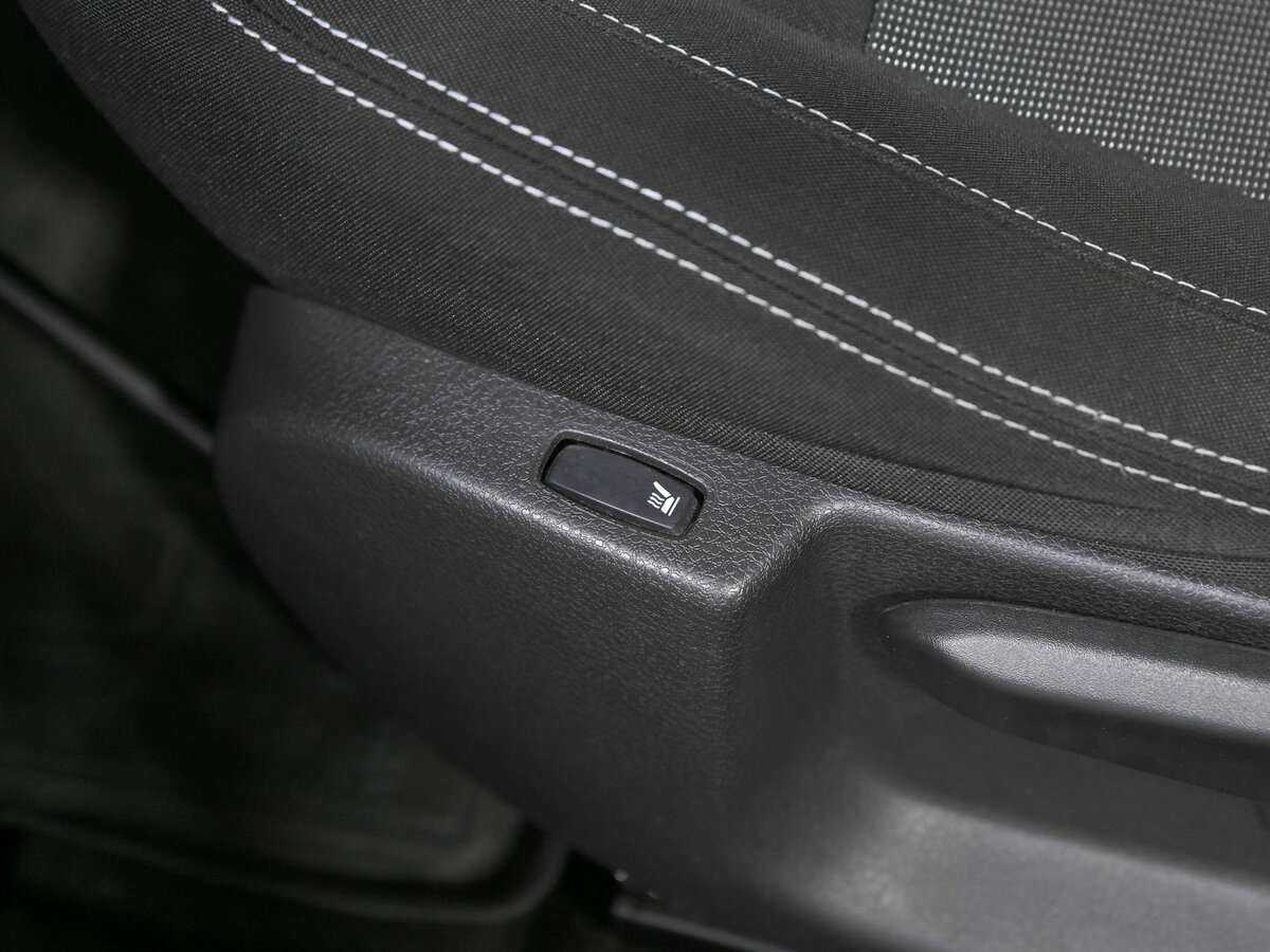 Купить Renault Sandero с пробегом. Фото: #11