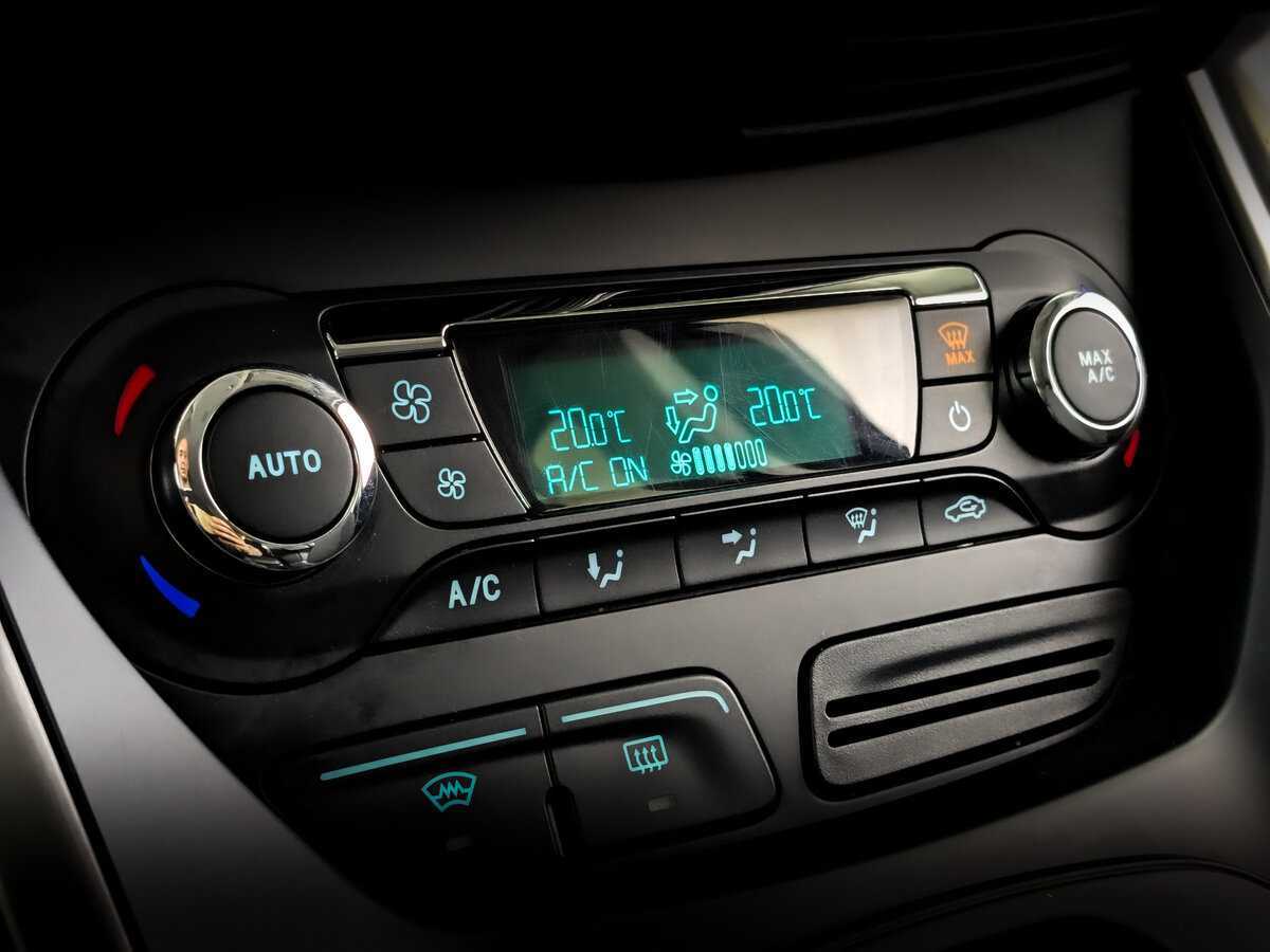 Купить Ford Kuga с пробегом. Фото: #20