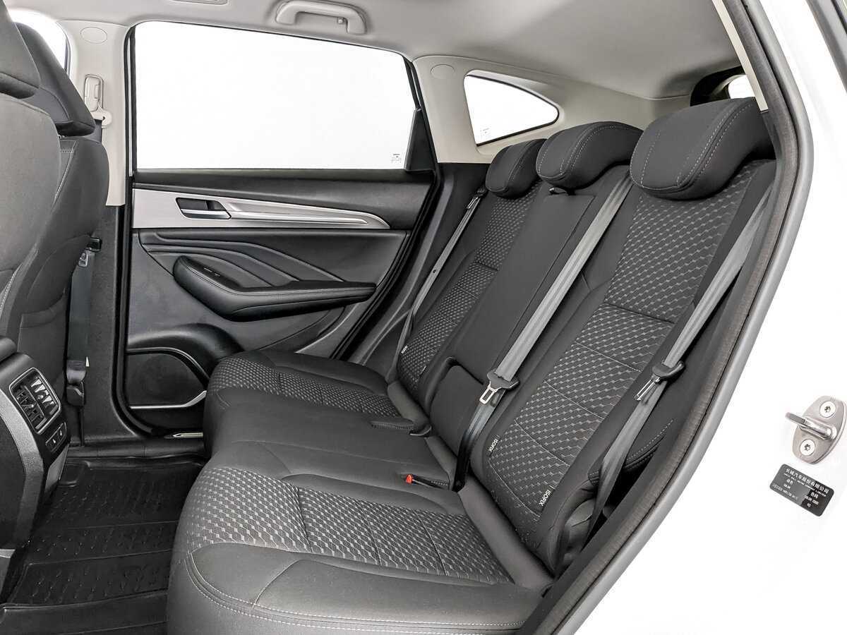 Купить Haval F7 с пробегом. Фото: #11