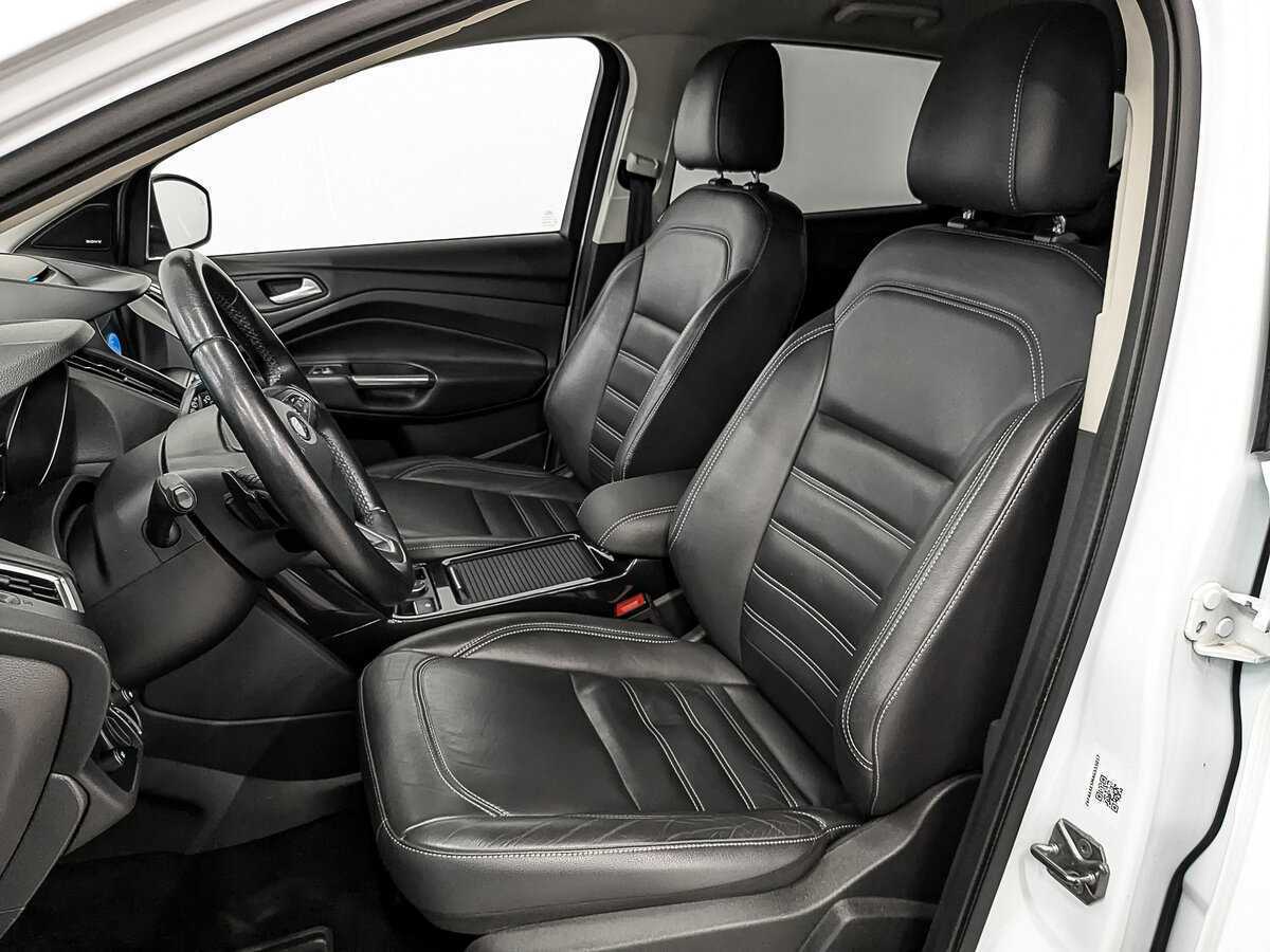 Купить Ford Kuga с пробегом. Фото: #17