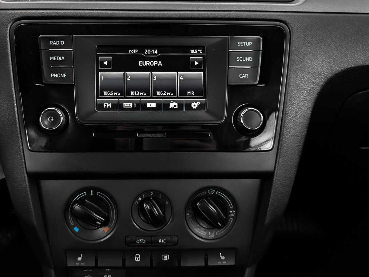 Купить Skoda Rapid с пробегом. Фото: #16