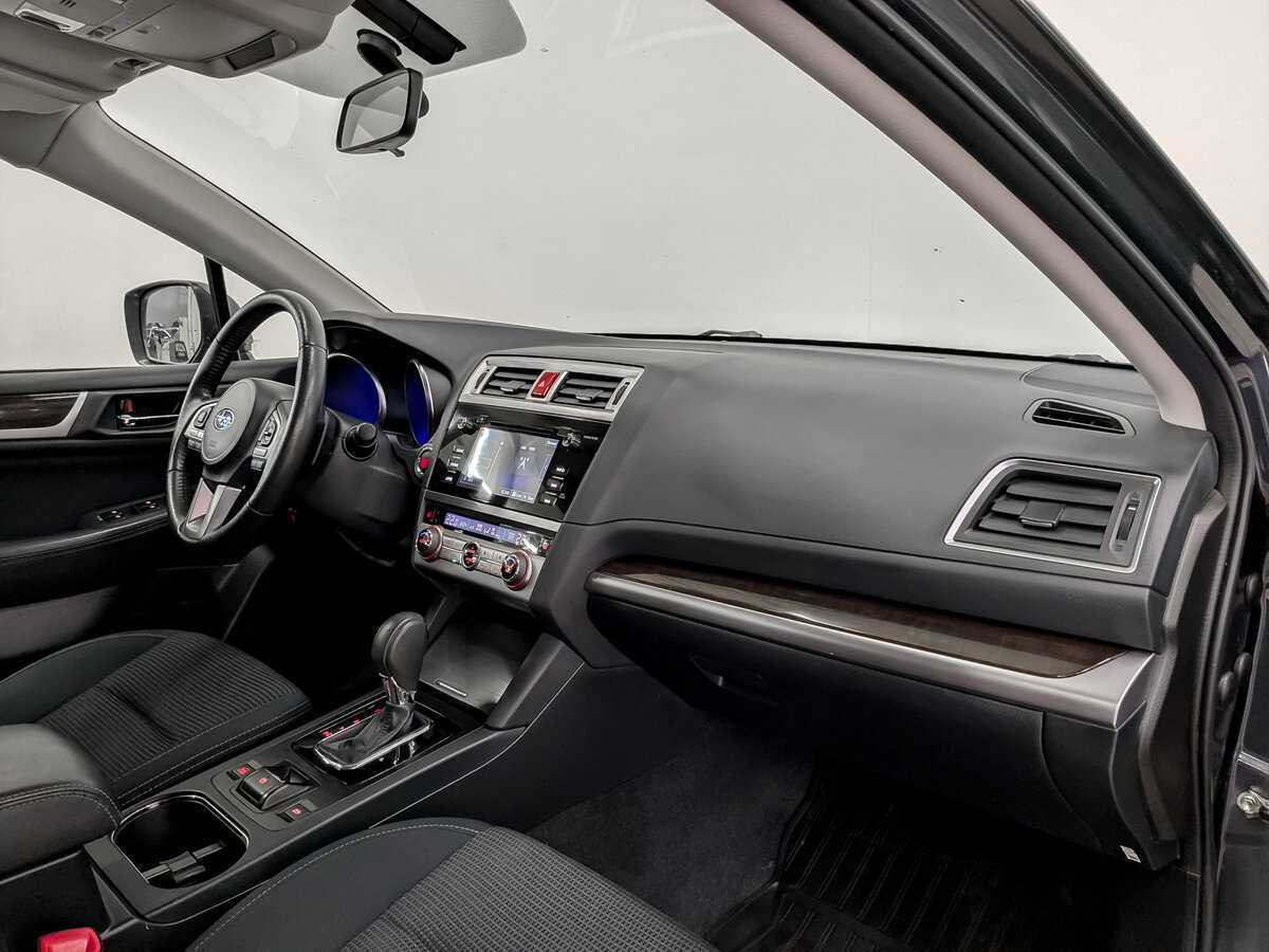 Купить Subaru Outback с пробегом. Фото: #10