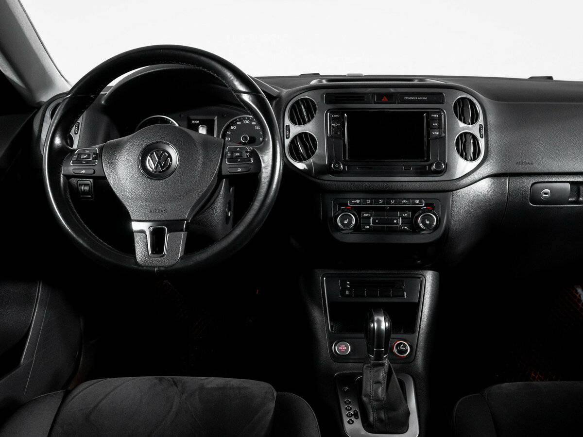 Купить Volkswagen Tiguan с пробегом. Фото: #11