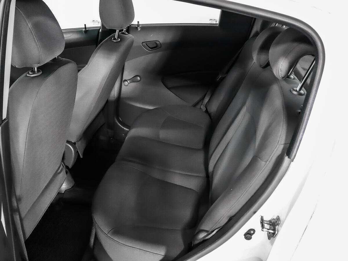 Купить Chevrolet Spark с пробегом. Фото: #9